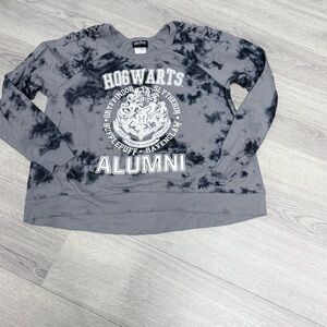 Harry Potter Hogwarts Alumni Gray Sweatshirt